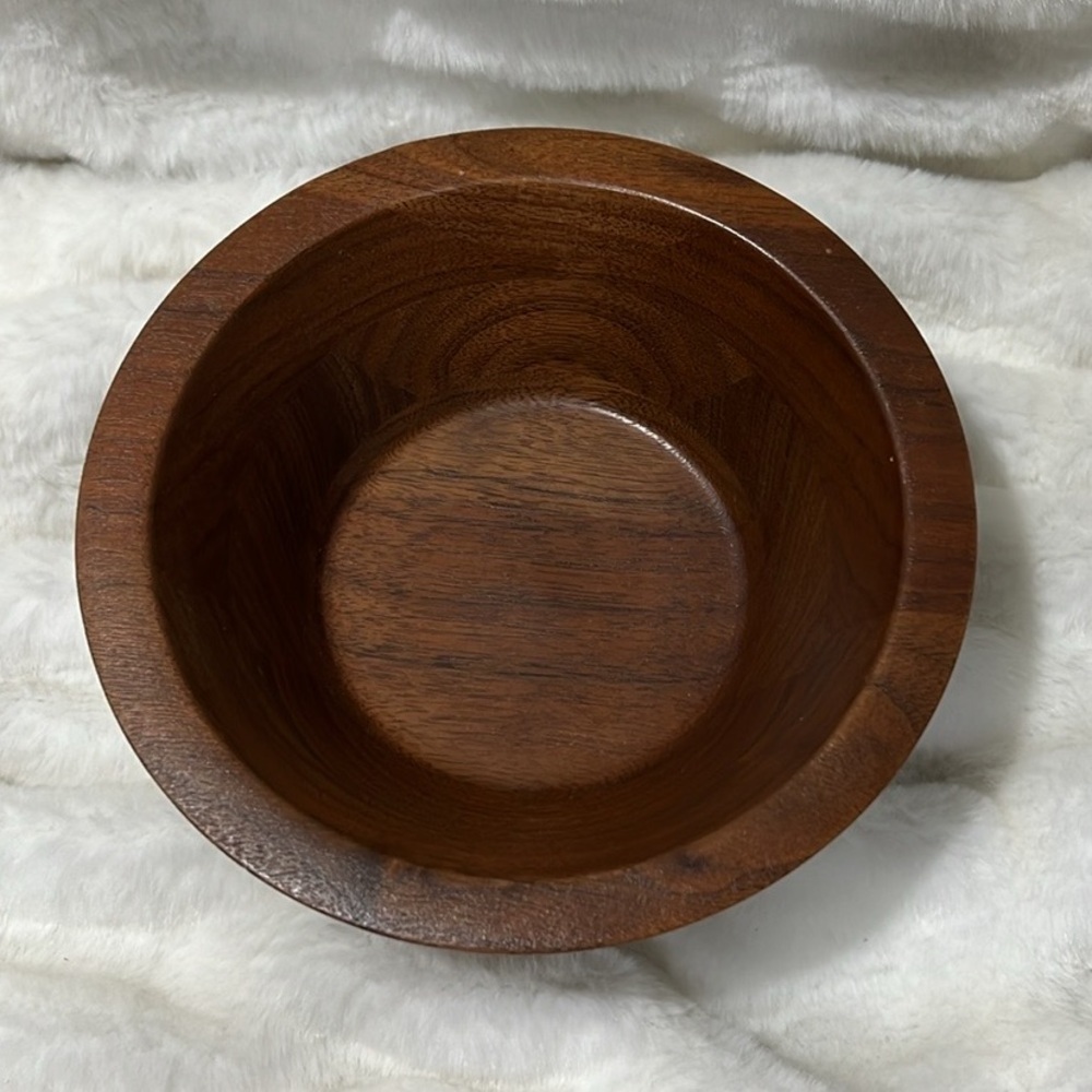 PRICE IS FIRM - Vintage Factory Store Solid Walnut Wood Bowl - Picture 2 of 3